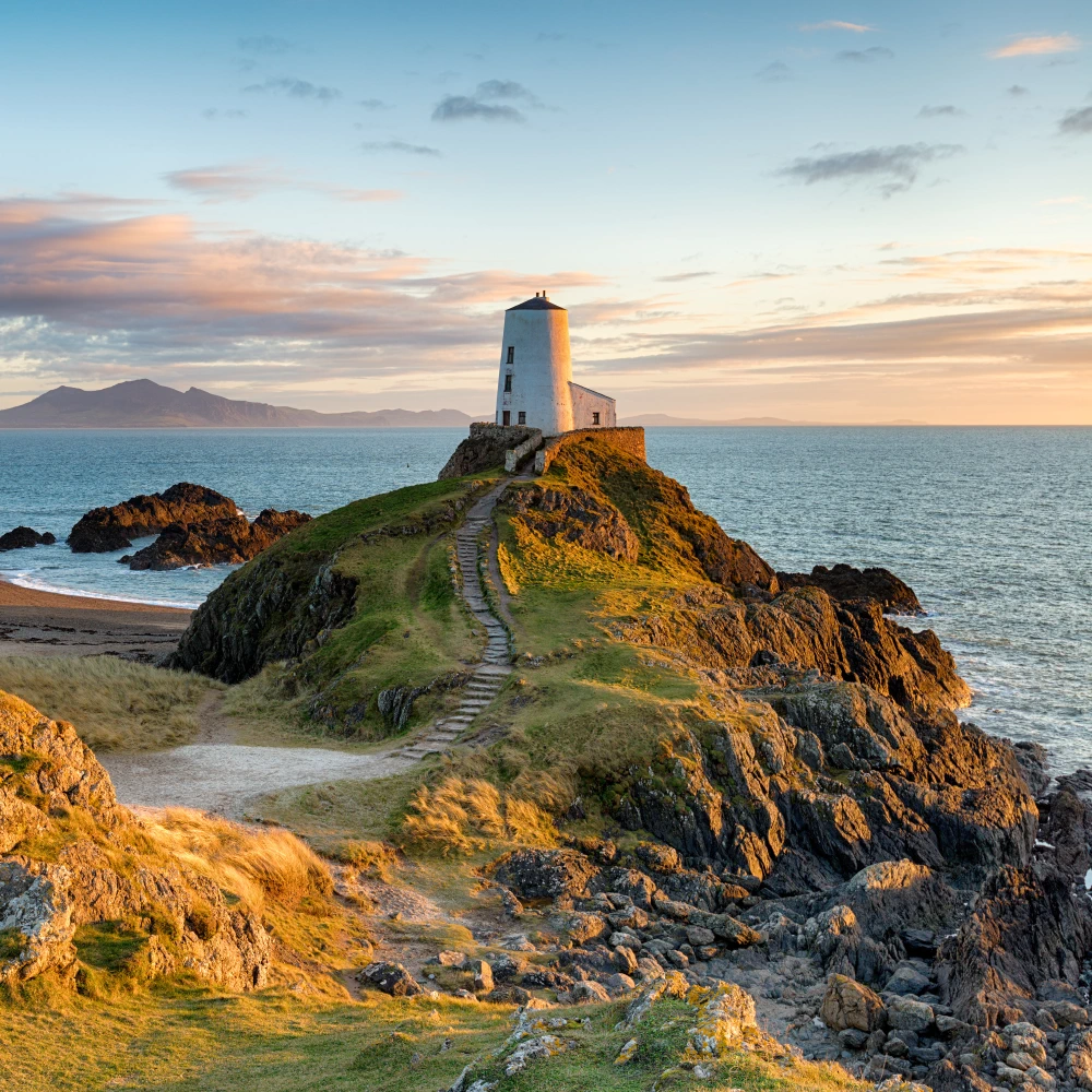 Ynys Llanddwyn in Anglesey